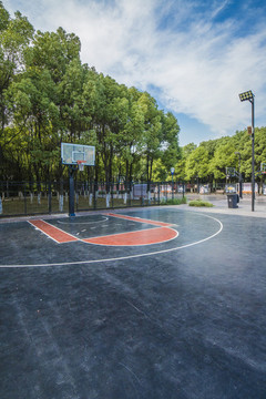 街頭籃球場