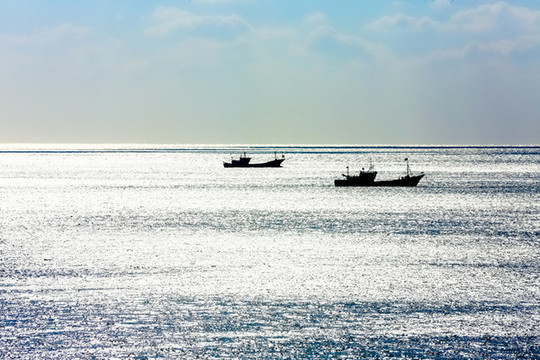大海漁船