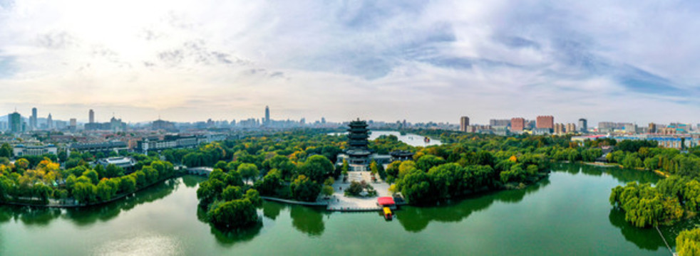 濟(jì)南大明湖