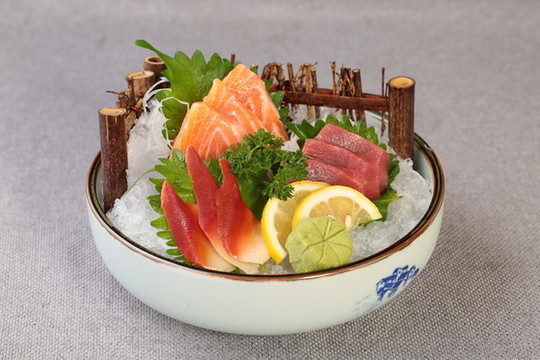 刺身三拼