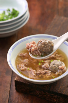 牛肉丸湯