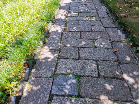 石板路