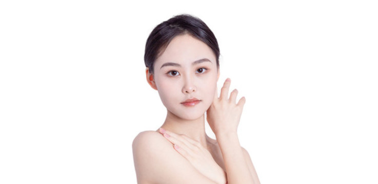 東方女性的臉部特寫