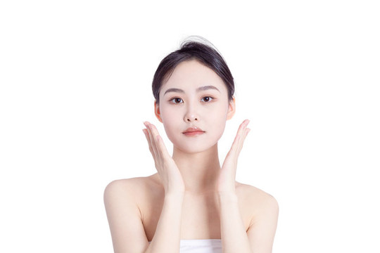 東方女性的臉部特寫