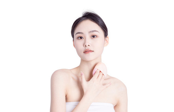 東方女性的臉部特寫