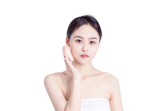 東方女性的臉部特寫(xiě)