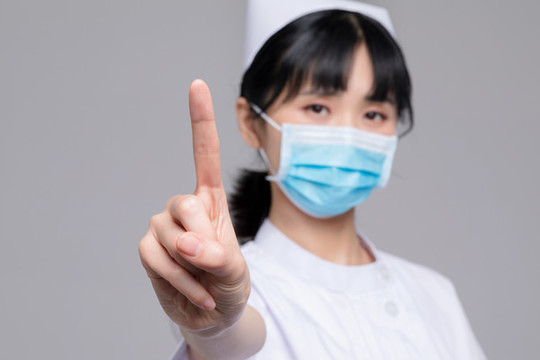 年輕的女護(hù)士