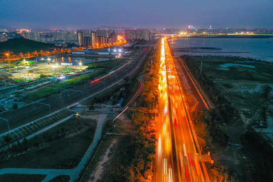 青島環(huán)灣路