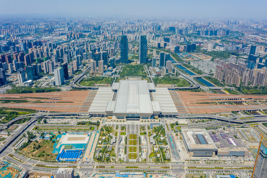河南鄭州東站高鐵站
