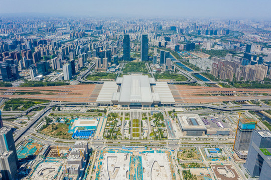 河南鄭州東站高鐵站