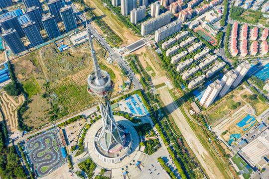 航拍鄭州中原福塔河南廣電塔