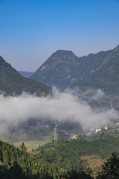 大山云霧風(fēng)景