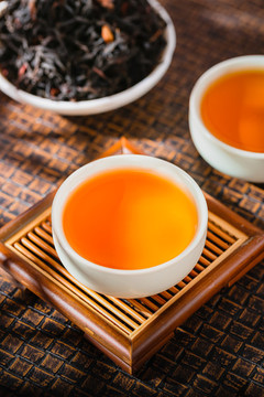 紅茶茶湯