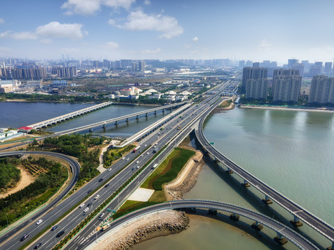 航拍中國青島膠州灣跨海大橋