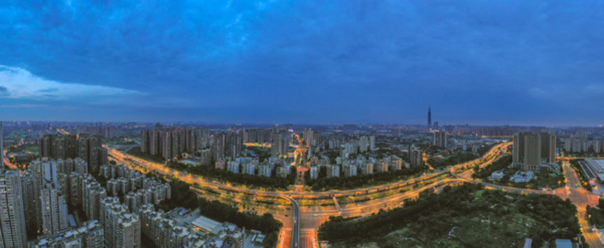 寬幅成都市街區(qū)暮色全景圖