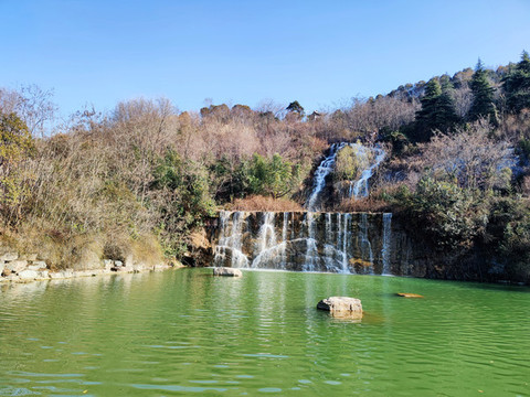 宕口公園瀑布