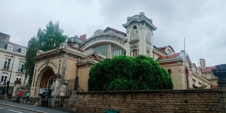 游泳館
