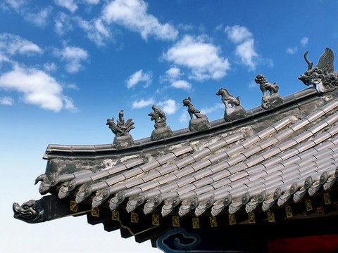 飛檐神獸藍(lán)天白云