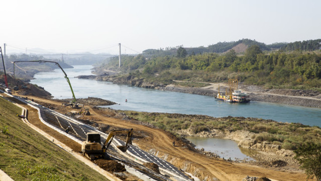 來賓城南河堤改建