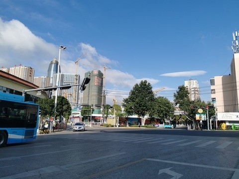 曲靖大轉(zhuǎn)彎街景