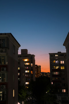 余暉