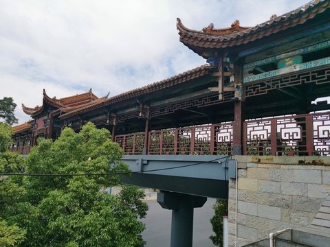 中式風(fēng)雨橋