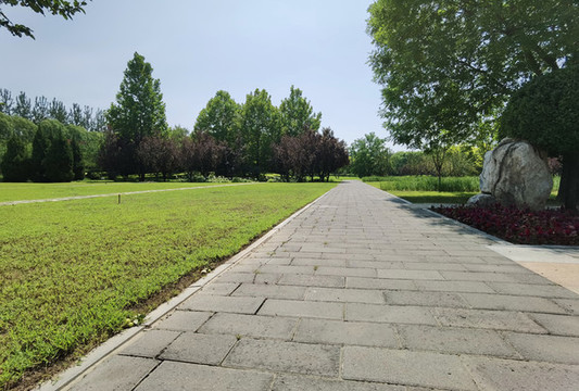 公園甬路