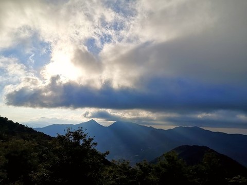 山峰山巒