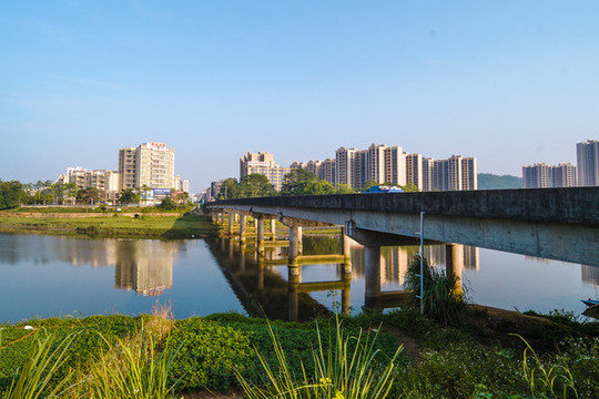 城市