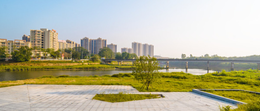 陽(yáng)西