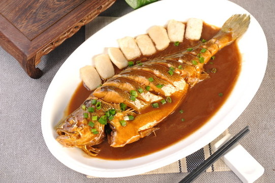 蔥香黃魚