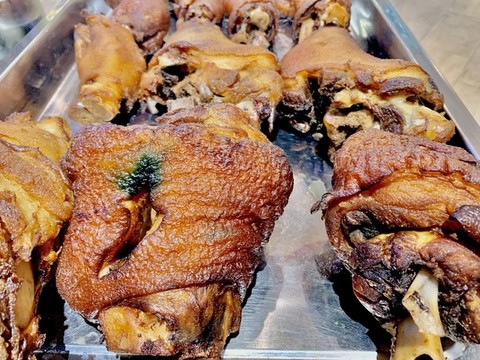 豬肘子