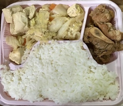 豬骨頭肉白菜豆腐