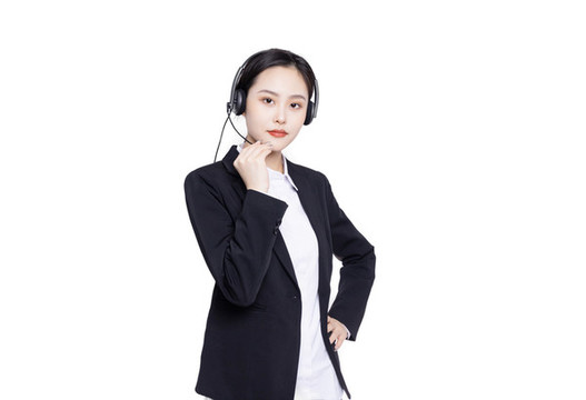 白色背景女性客服戴著耳麥