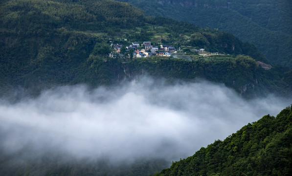 懸崖村風(fēng)光
