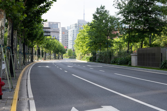 無人的城市道路