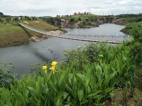 美人蕉吊橋