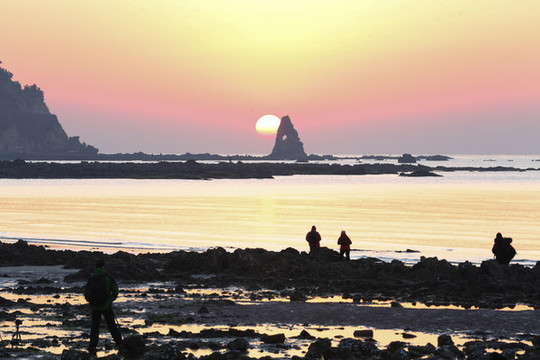 青島石老人
