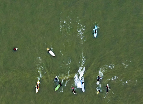海上沖浪
