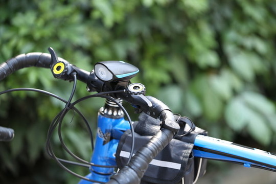 汽車(chē)自行車(chē)各種配件