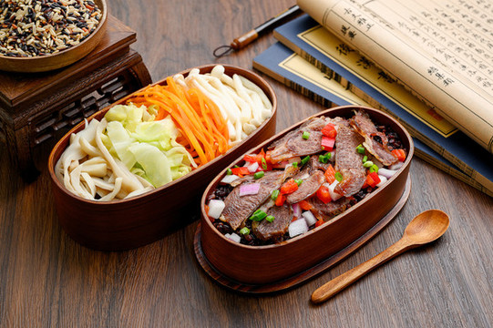 火腿粗糧飯