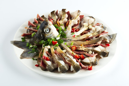 孔雀開屏火腿魚