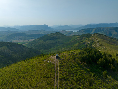 航拍濟(jì)南大寨山越野路線(xiàn)
