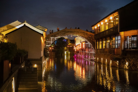 夜色南潯