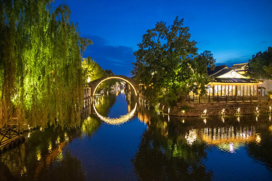 夜色南潯