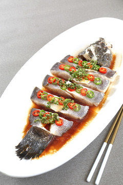 清蒸鱸魚