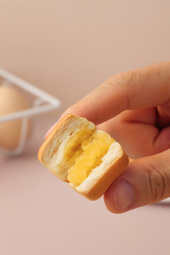奶黃面包