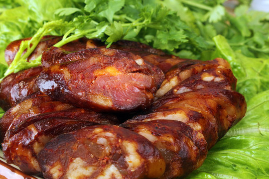 四川農(nóng)家麻辣煙熏香腸