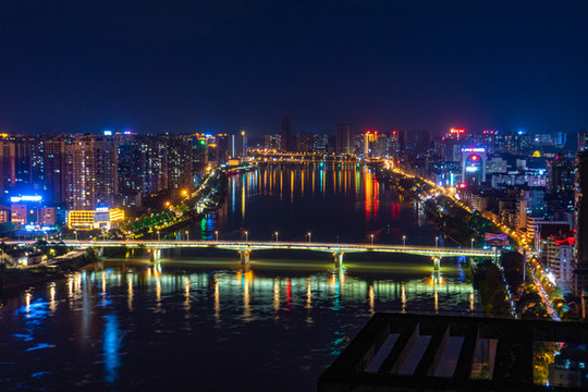 航拍湖南衡陽城市夜景風(fēng)光