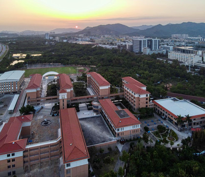 珠海市金鼎中學(xué)
